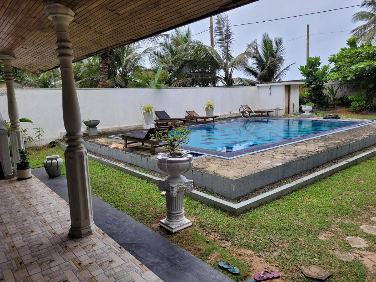 Villa Sea Sprays Хиккадува Экстерьер фото