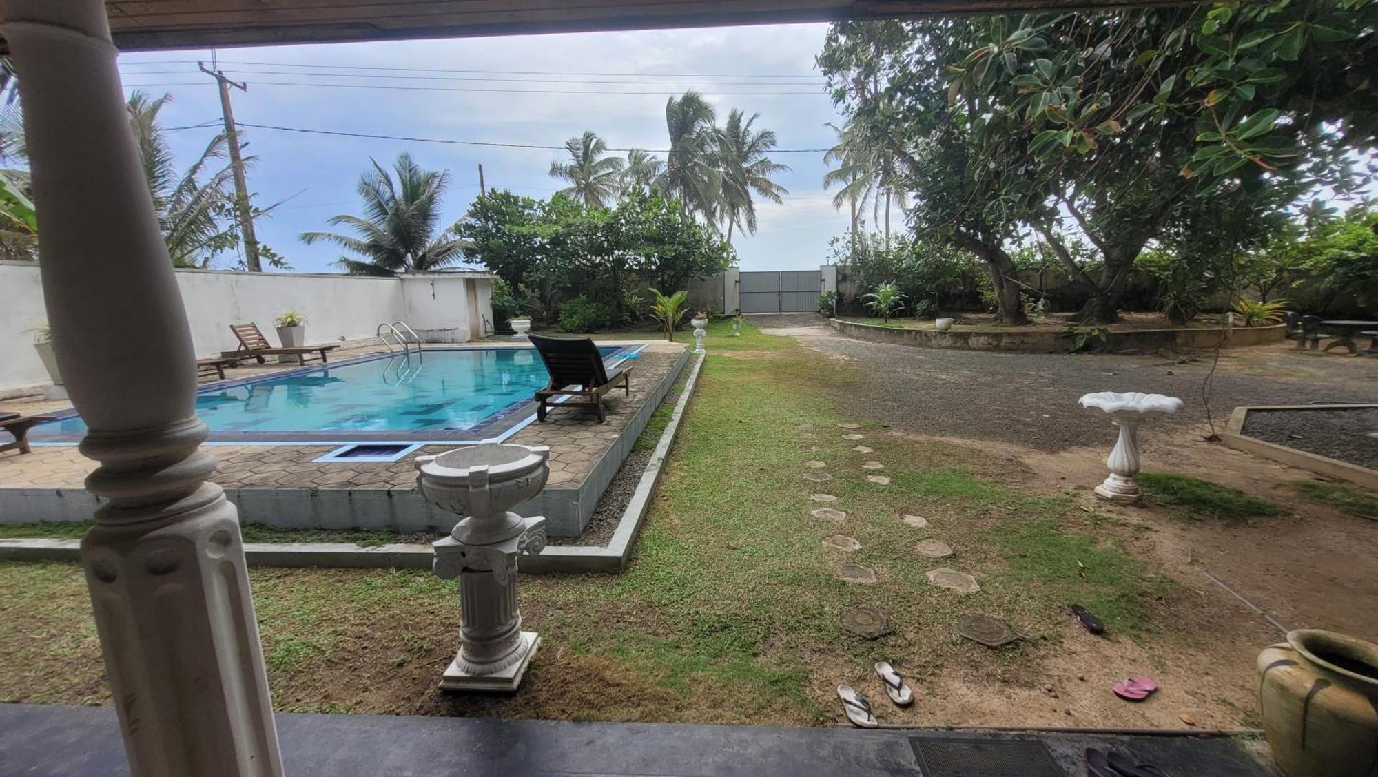 Villa Sea Sprays Хиккадува Экстерьер фото