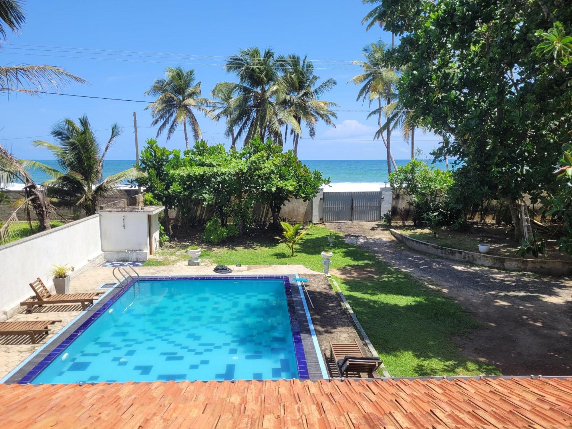 Villa Sea Sprays Хиккадува Экстерьер фото