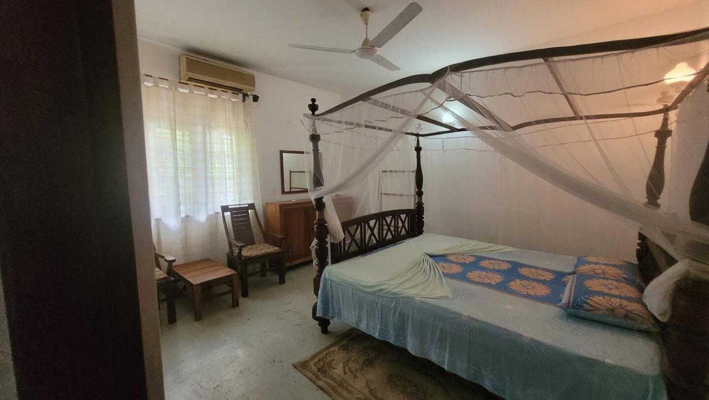 Villa Sea Sprays Хиккадува Экстерьер фото