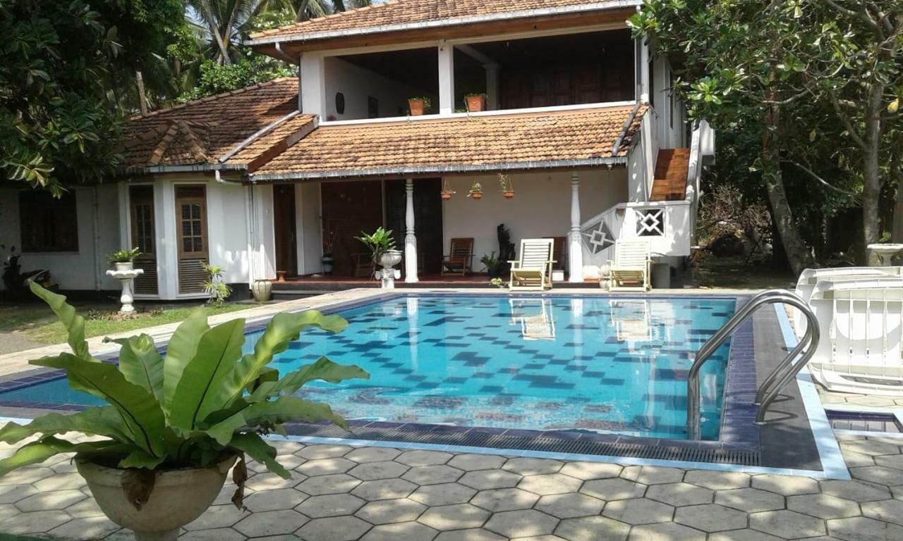 Villa Sea Sprays Хиккадува Экстерьер фото
