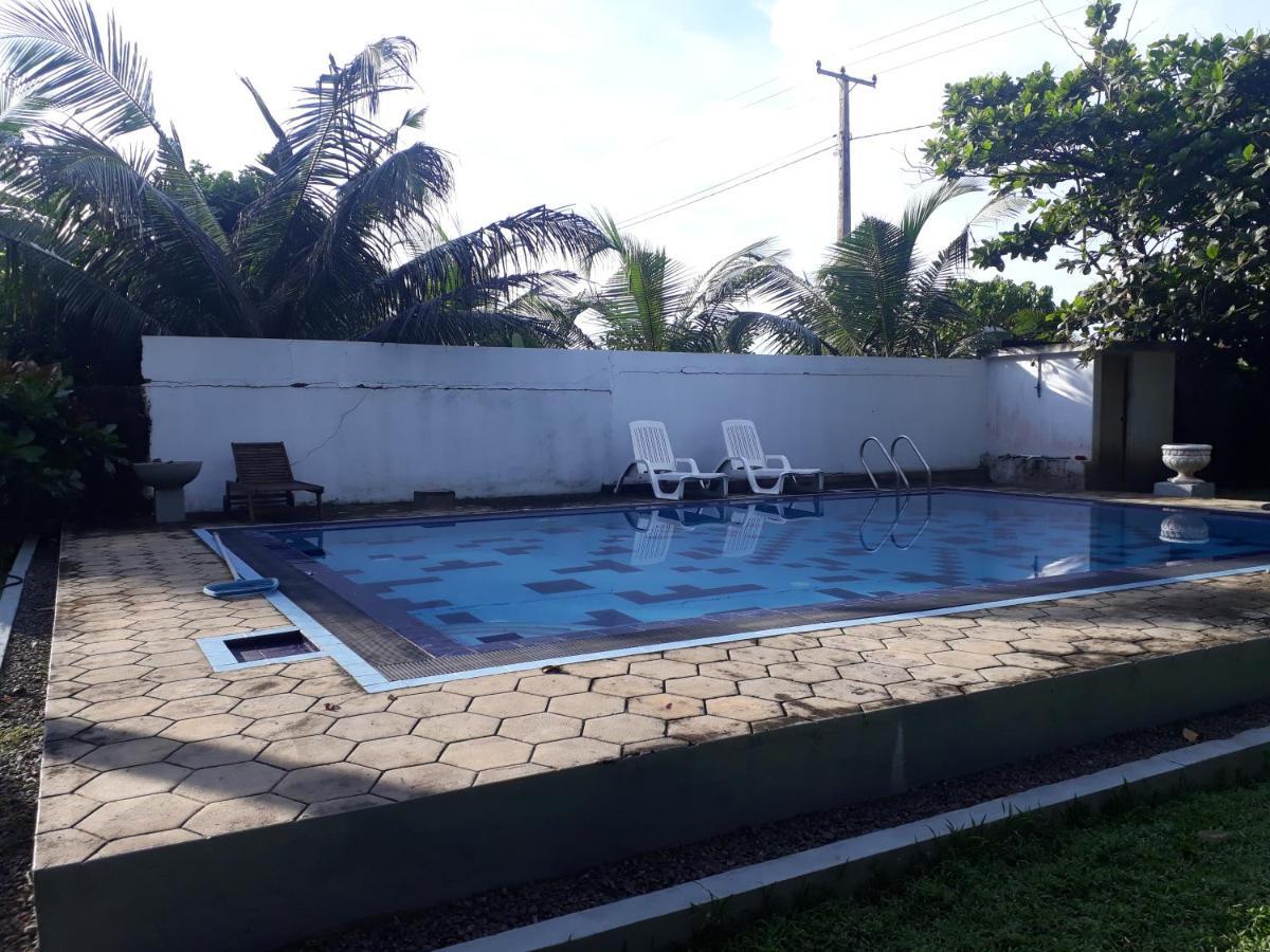 Villa Sea Sprays Хиккадува Экстерьер фото