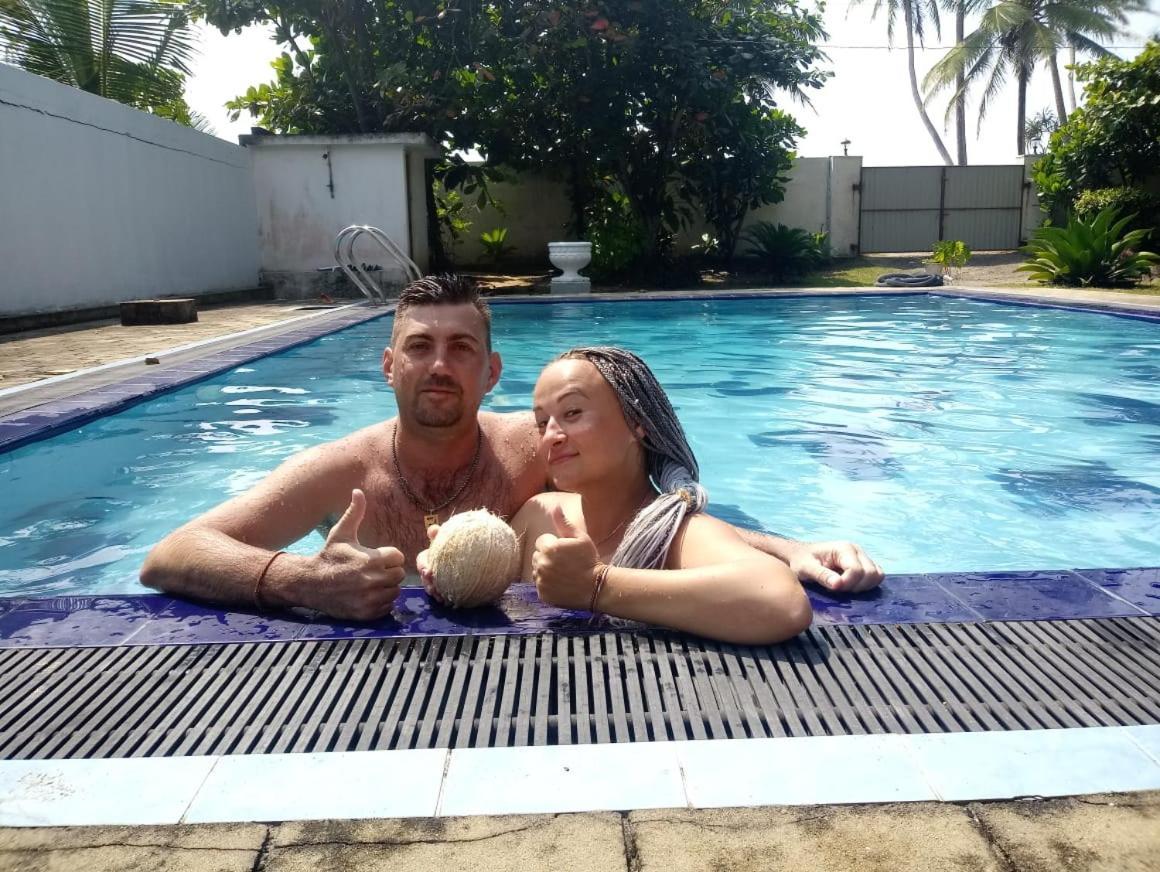Villa Sea Sprays Хиккадува Экстерьер фото