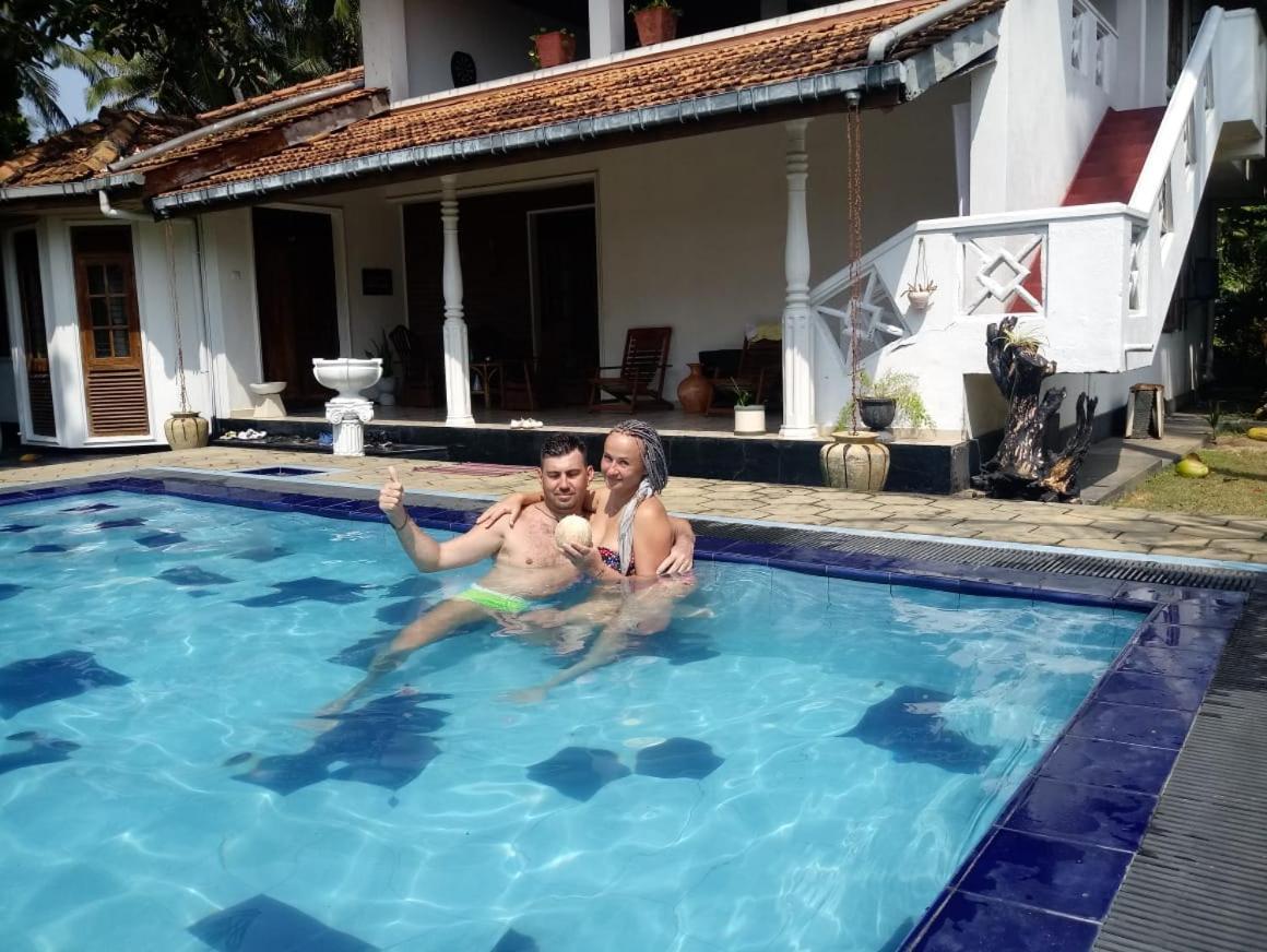 Villa Sea Sprays Хиккадува Экстерьер фото